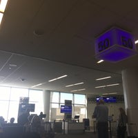 Photo taken at Gate D2 by anomalily on 9/28/2017