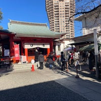 Photo taken at Azabu Hikawa Shrine by tsuyoran on 1/3/2023