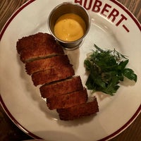 Photo taken at Restaurant Hubert by Bori_bab on 12/18/2023