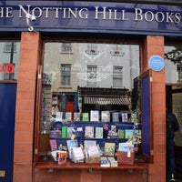 Photo taken at The Notting Hill Bookshop by Ebru 🦀 K. on 4/11/2024