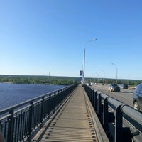 Photo taken at Коммунальный мост by Владимир on 8/9/2017