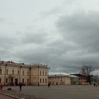 Das Foto wurde bei Кремлевская площадь von Владимир am 10/27/2019 aufgenommen