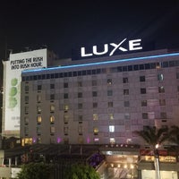 Foto tomada en Luxe City Center Hotel  por Emeka C A. el 6/25/2017