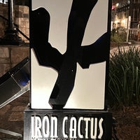 Foto diambil di Iron Cactus Mexican Restaurant, Grill and Margarita Bar oleh N K. pada 2/13/2022
