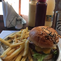 Photo taken at Burgery by Fer M. on 4/27/2017