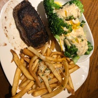 Photo taken at Outback Steakhouse by Anngela K. on 1/3/2020