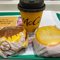 Photo taken at McDonald&amp;#39;s by Aoi K. on 11/26/2023