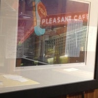 12/12/2013にDave V.がPleasant Cafeで撮った写真