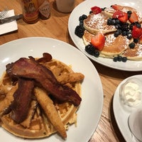 Photo taken at Wildberry Pancakes &amp;amp; Cafe by Mo R. on 1/11/2017