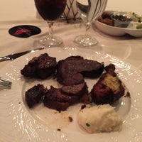 Foto diambil di Facón Brazilian Steakhouse oleh Alonso B. pada 2/19/2015