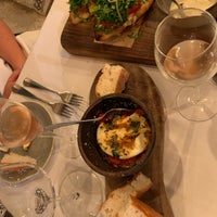 8/22/2020 tarihinde Tineke H.ziyaretçi tarafından Brasserie Vinois'de çekilen fotoğraf