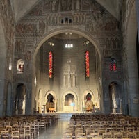 Photo taken at Église Saint-Pierre-de-Chaillot by Kaspars V. on 4/8/2024