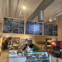 7/23/2022 tarihinde CT W.ziyaretçi tarafından Lonni&amp;#39;s Sandwiches'de çekilen fotoğraf