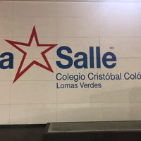 Foto tomada en Colegio Cristóbal Colón  por Alberto A. el 12/19/2017