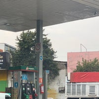 Photo taken at Gasolineria 100 mts. by ✨Berenice✨ on 6/2/2021