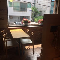7/20/2016 tarihinde Kenny Y.ziyaretçi tarafından CZ(씨즈) Bakery Cafe'de çekilen fotoğraf