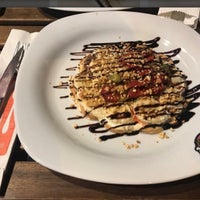 Photo taken at Bubble Waffle by ✨ozg on 10/4/2019