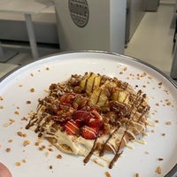 Photo taken at Bubble Waffle by ✨ozg on 10/20/2020
