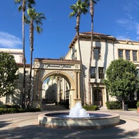 Photo taken at Paramount Pictures (Bronson Gate) by Paul B. on 9/30/2018