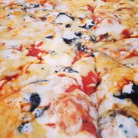 Foto diambil di Capriccio Pizza &amp;amp; Pasta oleh Jorge E. pada 5/2/2013