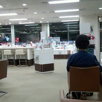Photo taken at docomo Shop by ＦＯＸ on 6/12/2012
