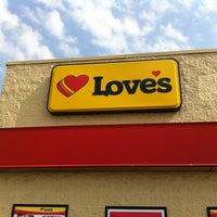 Photo taken at Love&amp;#39;s Travel Stop by Morbid E. on 5/20/2012