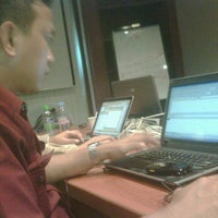 Photo taken at HP Singapore Invent Centre by Dodik G. on 2/28/2012
