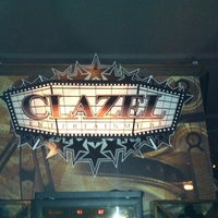 Foto tomada en Cla-zel Theatre  por Erin N. el 5/27/2012
