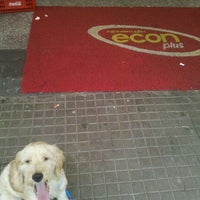 Photo taken at Econ Supermercados by Deives on 2/11/2012