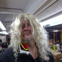 6/11/2012にJoe U.がManetamed Barbershopで撮った写真