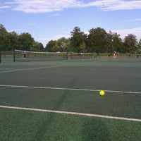 Photo taken at Finsbury Park Tennis Courts by Doyoung O. on 9/13/2012