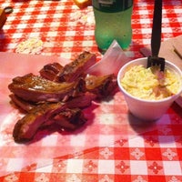 Photo taken at Rudy&amp;#39;s Country Store &amp;amp; Bar-B-Q by Nathan J. on 5/10/2012