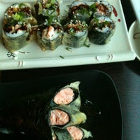 รูปภาพถ่ายที่ Osanai Temaki &amp;amp; Sushi โดย Daniel M. เมื่อ 2/24/2012