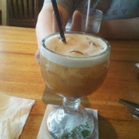 Photo taken at Applebee&amp;#39;s Grill + Bar by Kimberley M. on 4/15/2012