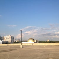 Photo taken at St. Thomas Garage Roof by Veso K. on 8/22/2012