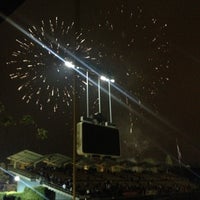 Photo taken at Dodgers Friday Night Fireworks by Angel 😇 P. on 6/16/2012