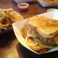 Photo taken at Kirks Steakburgers by Joel R. R. on 6/15/2012