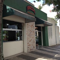 Photo taken at Restaurante Ibizza by Bernardo C. on 4/5/2012