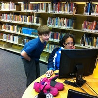Foto tomada en Sullivan Free Library  por Tracy B. el 2/17/2012