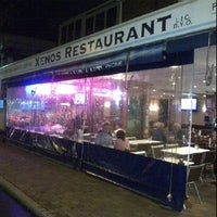 Das Foto wurde bei Xenos Restaurant Bar Cafe von Social S. am 4/19/2012 aufgenommen