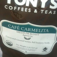 Foto scattata a Tony&#39;s Coffees &amp; Teas da Gary H. il 8/21/2012