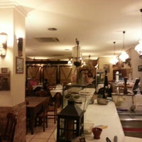 รูปภาพถ่ายที่ Restaurante Cinquecento โดย Eduardo C. เมื่อ 8/2/2012