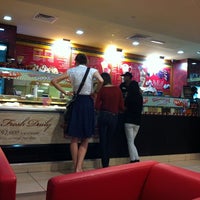 Photo taken at Cold Stone Creamery by Jack S. on 5/31/2012