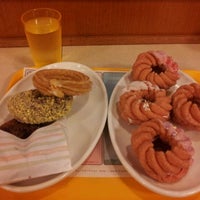Photo taken at Mister Donut by 桜 on 3/11/2012