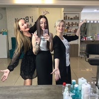 Photo taken at I&amp;#39;brow boutique by Лиза К. on 6/23/2019