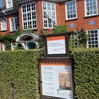 Photo taken at Freud Museum by Carl W. J. on 8/21/2022