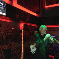 Das Foto wurde bei Nublu İstanbul von Burçin B. am 5/2/2013 aufgenommen