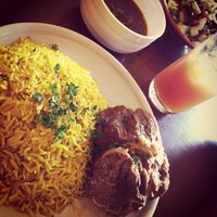12/17/2013 tarihinde Ramesh V.ziyaretçi tarafından Laziz Restaurant'de çekilen fotoğraf