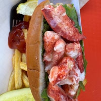 Foto tirada no(a) Portland Lobster Company por Devin R. em 10/4/2023