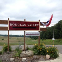 รูปภาพถ่ายที่ Douglas Valley Winery โดย Chris P. เมื่อ 7/3/2013